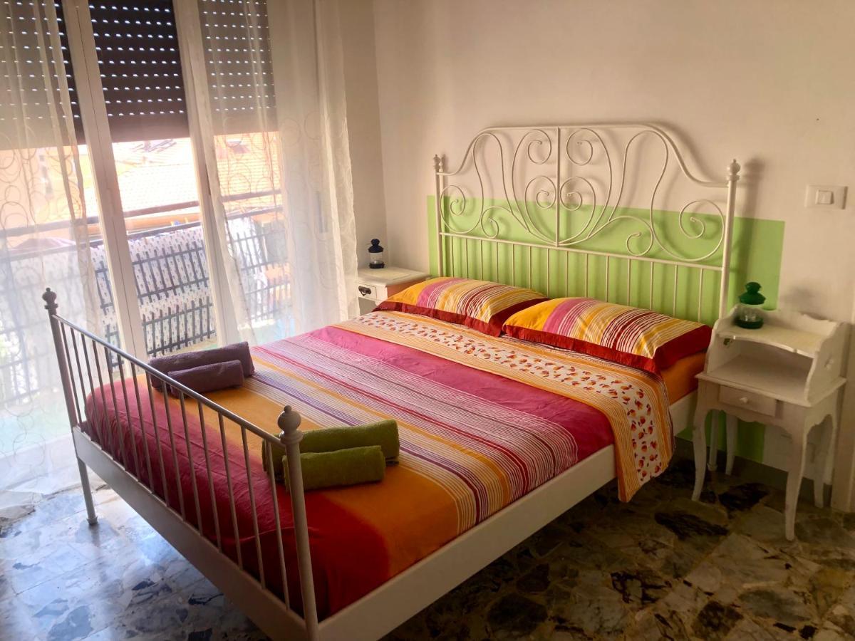 Peaceful Apartment 1 Minute Walk To The Beach Ventimiglia Exterior photo